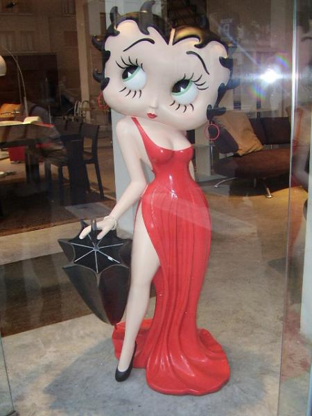 Vitrine d'une boutique en Belgique